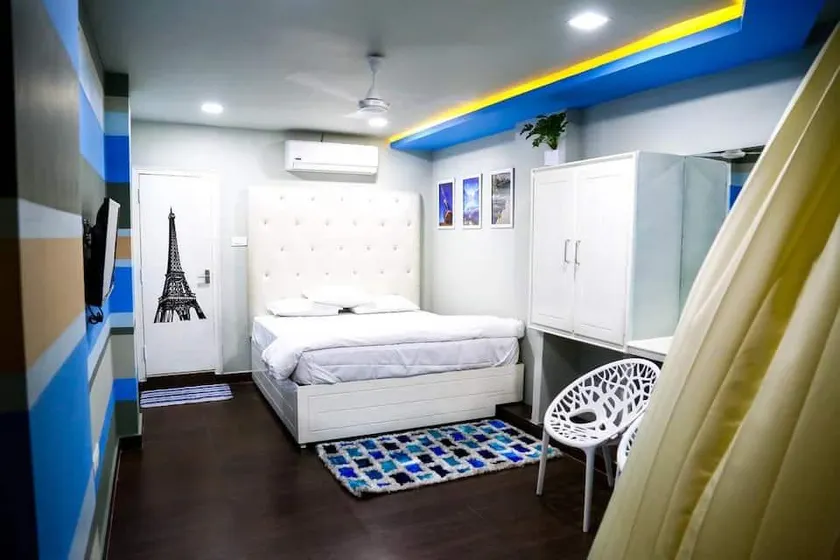 Hotel Spark - Image 1