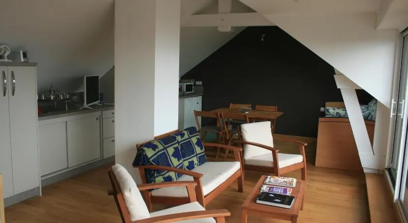 Appartement vue mer avec piscine intérieure - Image 1