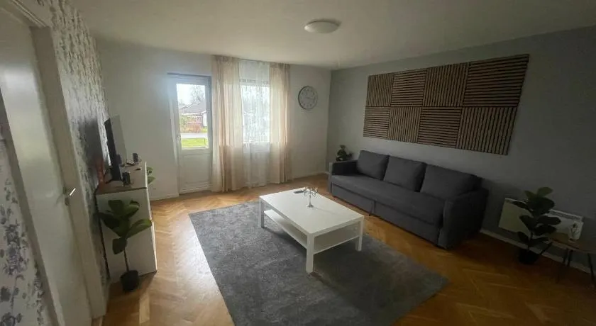 Cozy Apartment - Image 1
