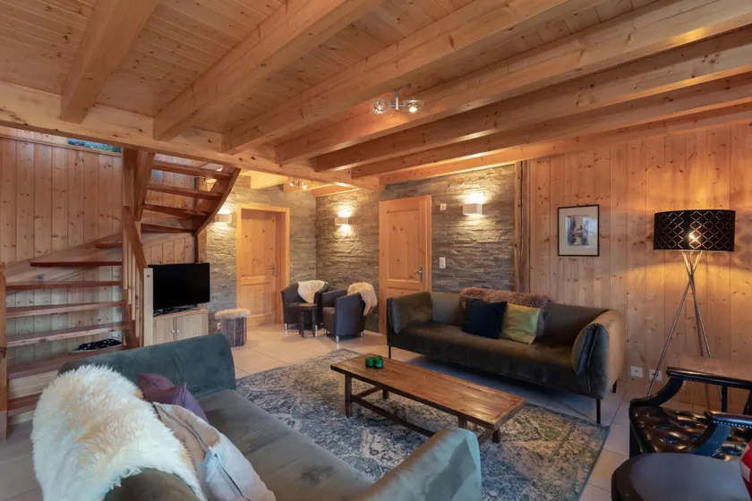 Chalet Belle Roche Recently renovated Jacuzzi - Image 1