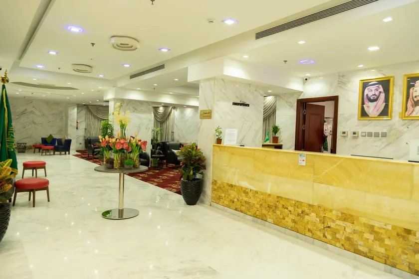 Carawan Hotel Jeddah - Image 1