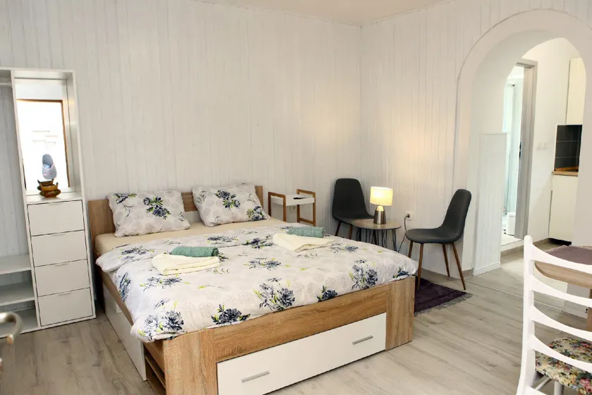 Guesthouse Portoroz Studio with Garden View SOF2 - Image 1