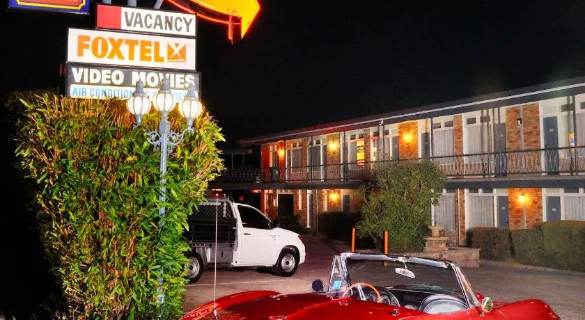 Olympia Motel - Image 1