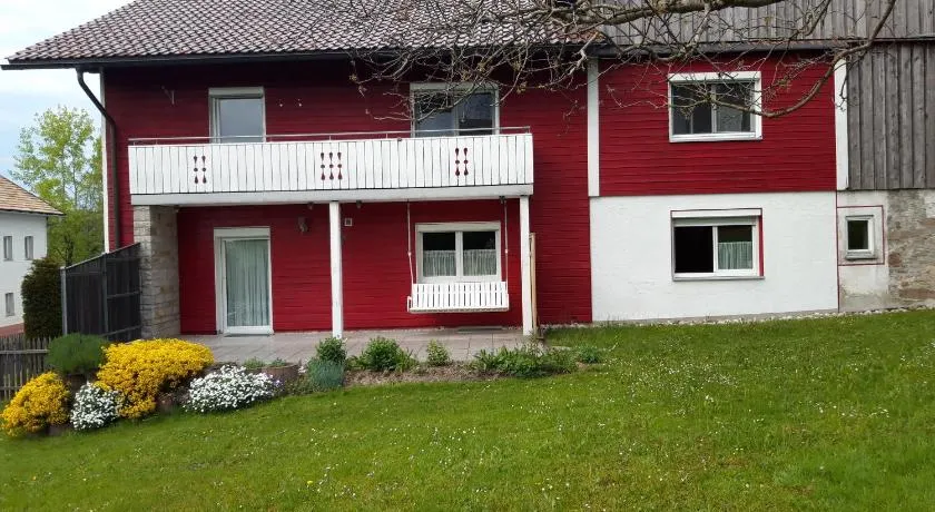 Ferienwohnung im Seidlerhof mit Balkon und Garten - Image 1