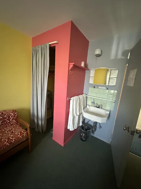 Rota Lodge - Image 1