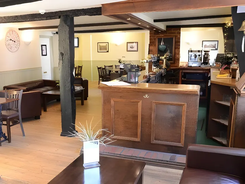The Hollies Inn - Image 1