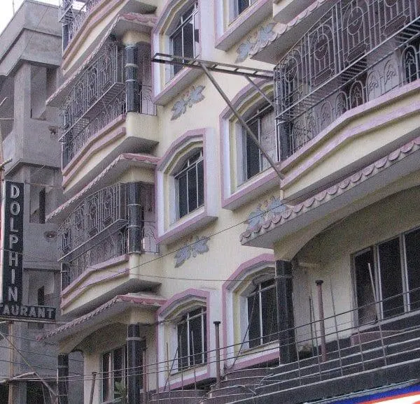DOLPHIN HOTEL - Image 1
