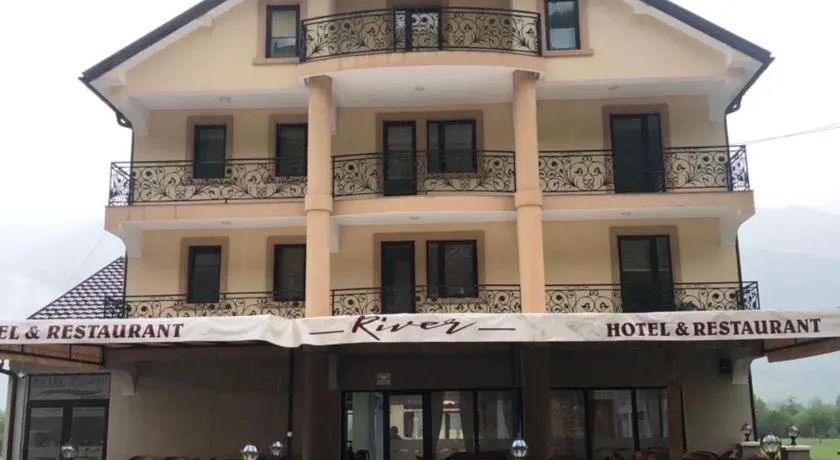 Hotel River - Image 1