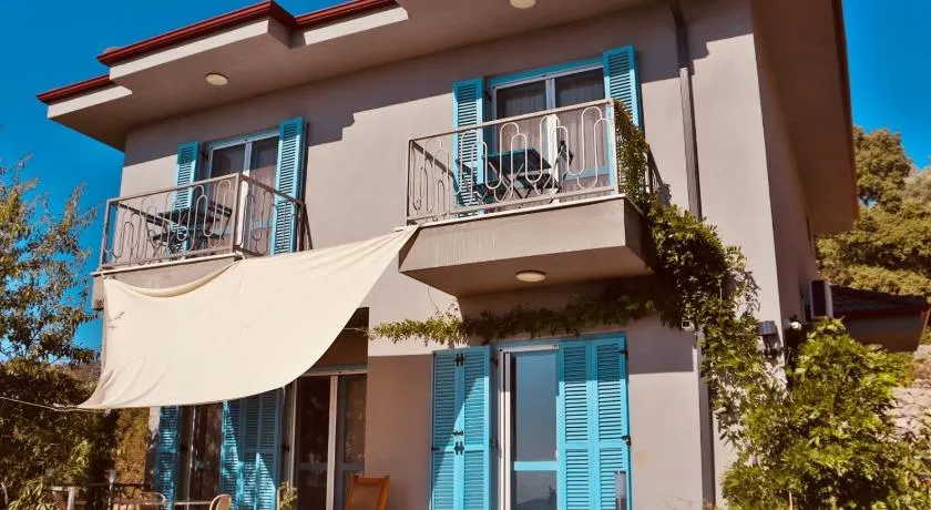 Villa Luna - Image 1