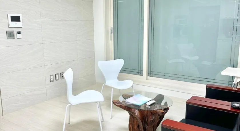 Seongsu Konkuk Univ Newly Built Apartment Family Baby Friendly Washer Dryer in unit - Image 1