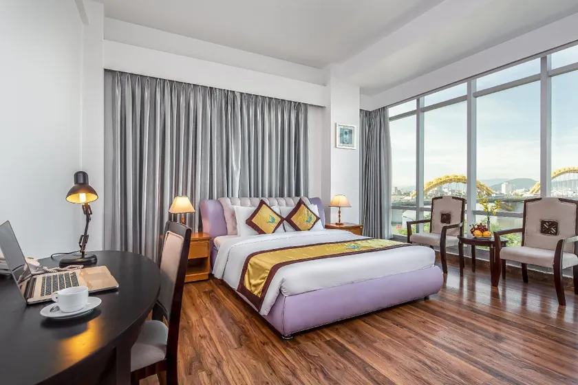 Da Nang Riverside Hotel - Image 1