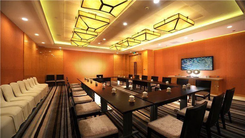 Coral Hotel Sanya Wuzhizhou Island - Image 1