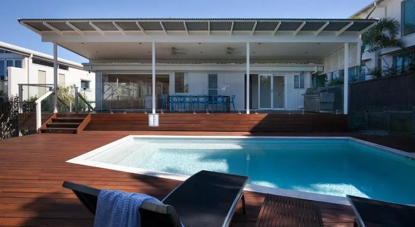 Belmore Terrace Perfect Pad Just 100 metres to the beach - Image 1