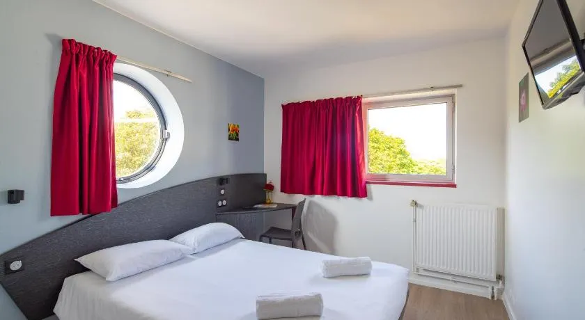 Hotel CIS Paris Kellermann - Image 1