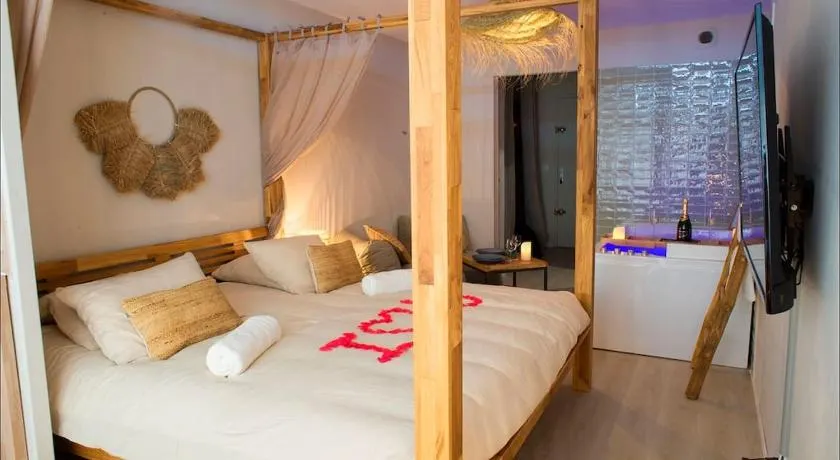 Love&Spa - Image 1