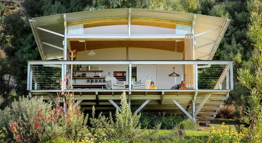 Hobart Hideaway Pods - Image 1