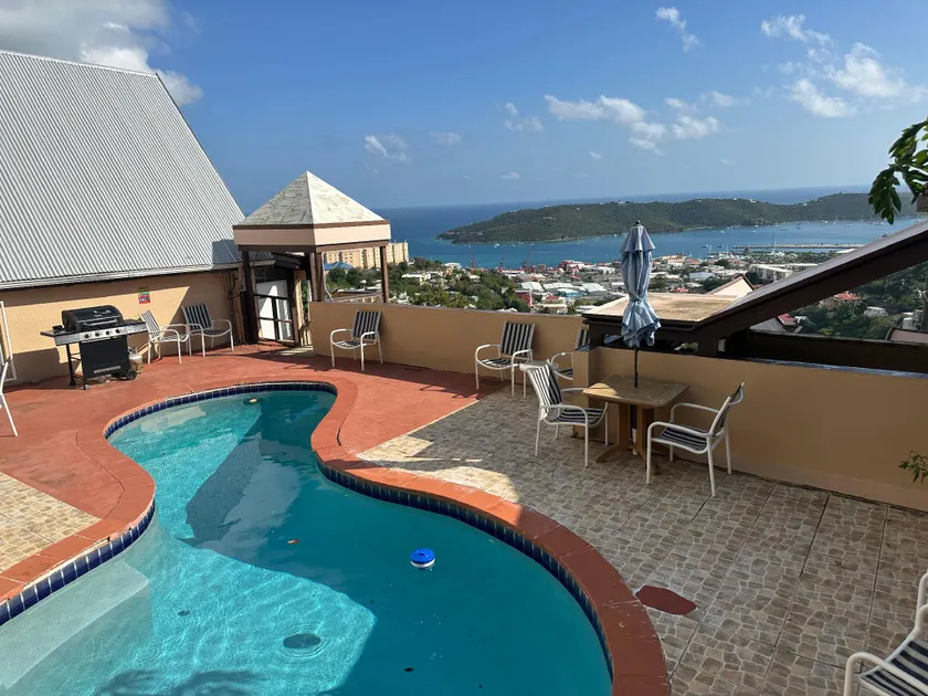 Sunset Gardens Guesthouse - Image 1
