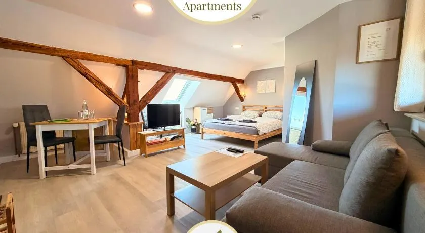 Voll ausgestattete Ferienwohnung mit Garten | Panoramablick | Haustiere sind willkommen - Image 1
