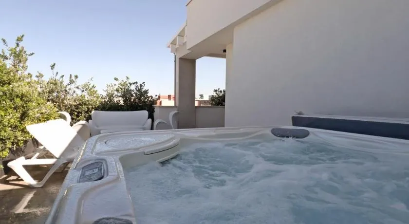 Emme Urban Suites - Image 1