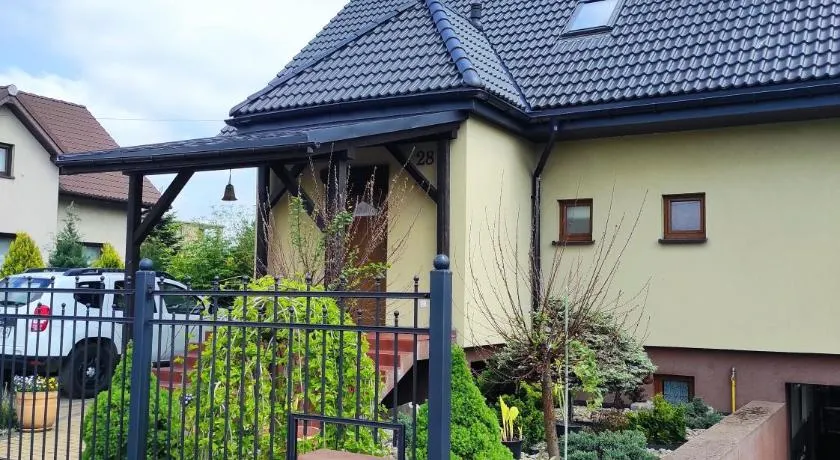 Przyjazny Domek - Image 1