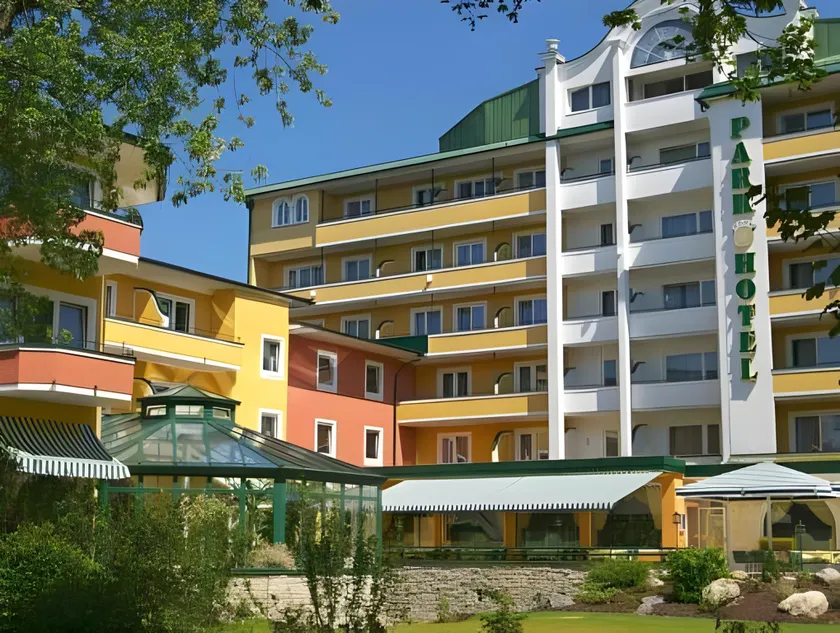 Parkhotel - Image 1