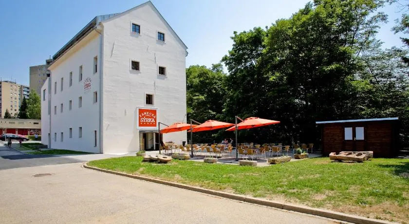 Hotel Zámecká Sýpka - Image 1