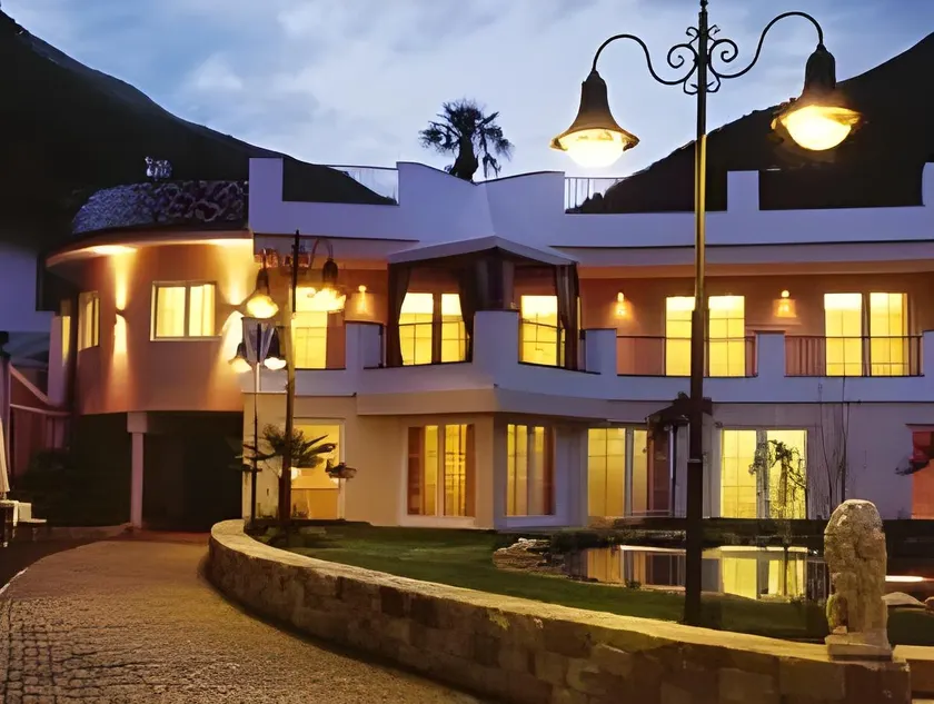 Stroblhof Active Family Spa Resort - Image 1