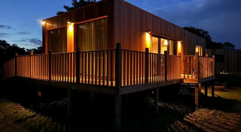 Unbox at Poplar Tree - Image 1