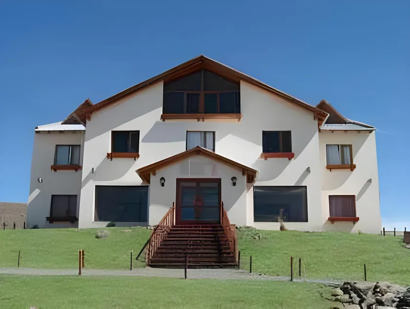 Hotel Koi Mahik - Image 1