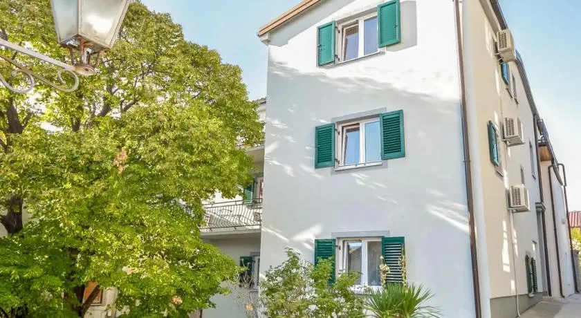 Apartments Angelina - 2min to the beach - Image 1