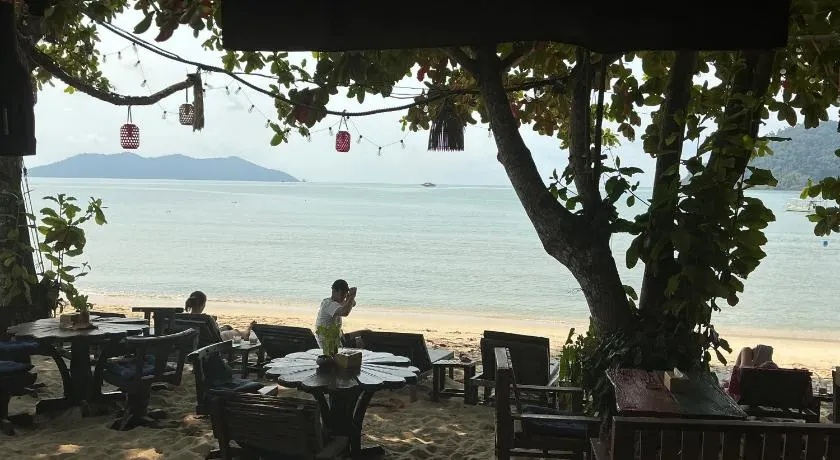 Green Garden Bungalow Resort - Image 1