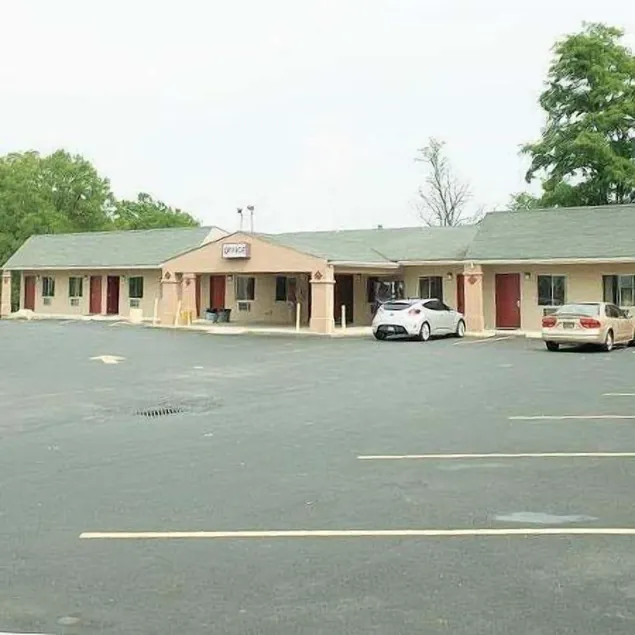 Budget Motor Lodge - Image 1