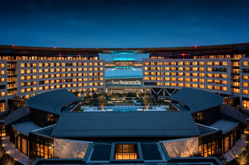 Joyhub Air Hotel - Image 1