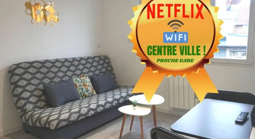 Cosy T2 Wifi Parking Proche gare CENTRE VILLE - Image 1