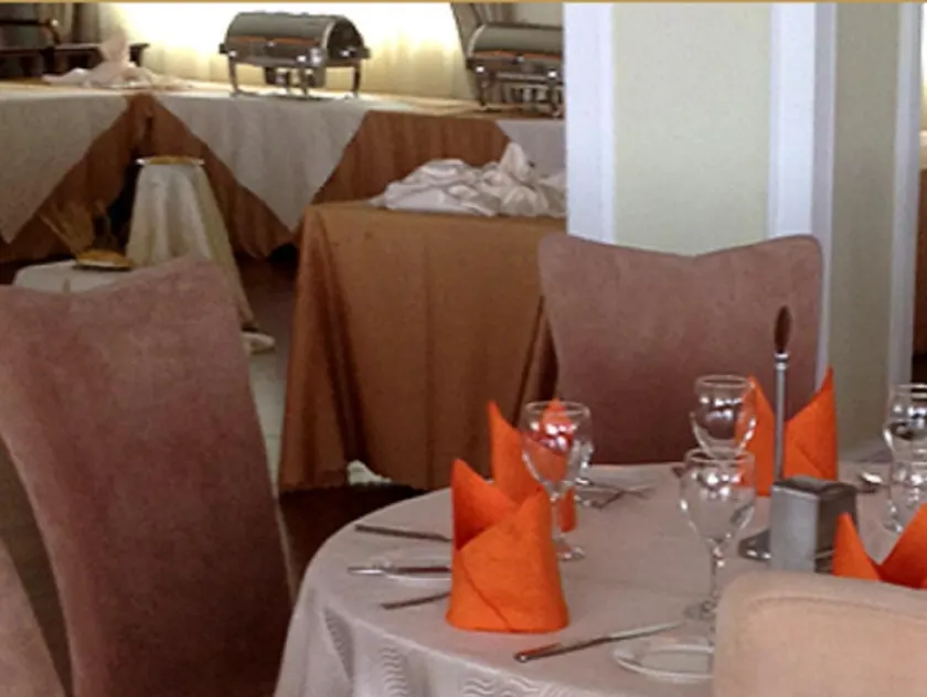 Debredamo Hotel - Image 1