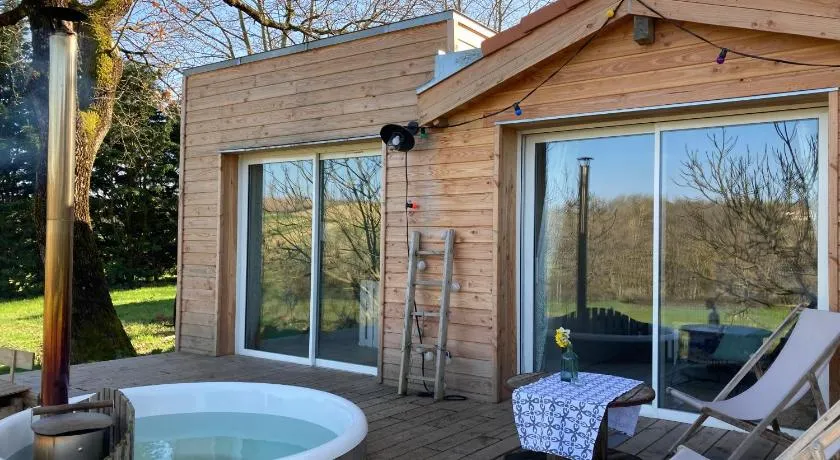 La petite cabane, escapade romantique - Image 1