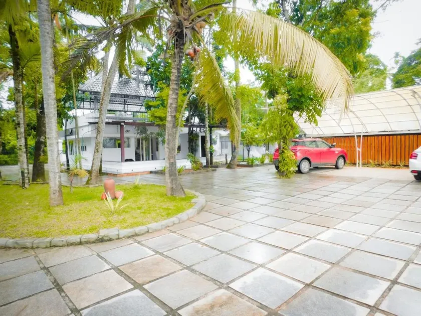 Water front 2bhk varappuzha - Image 1