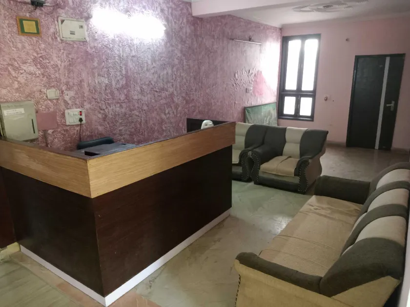 Hotel O Star - Image 1