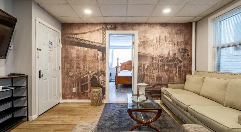 Grand Mansion 9BR-5BA-24Beds | MetLife-NYC-Parking - Image 1