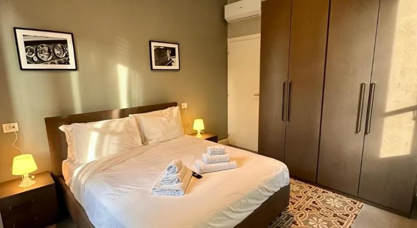 Hermoso Housing Tortona - Image 1