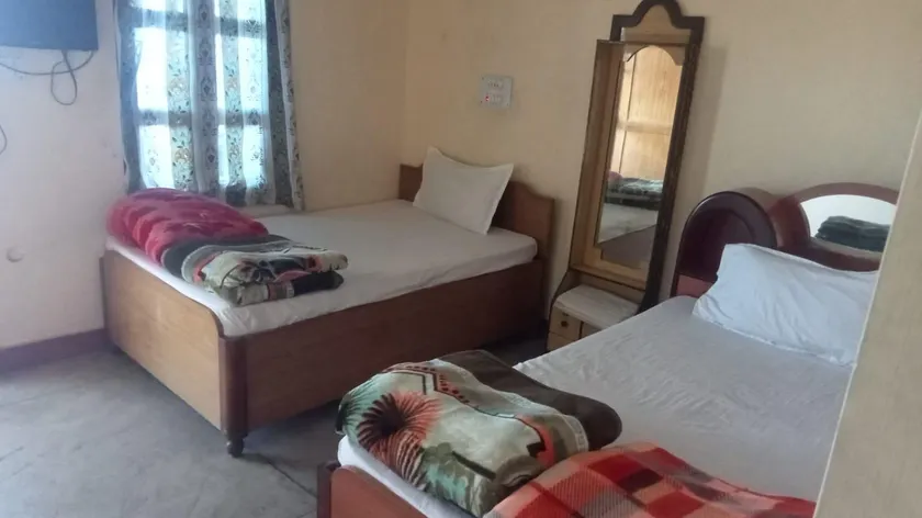 Deepak homestay chaukori - Image 1