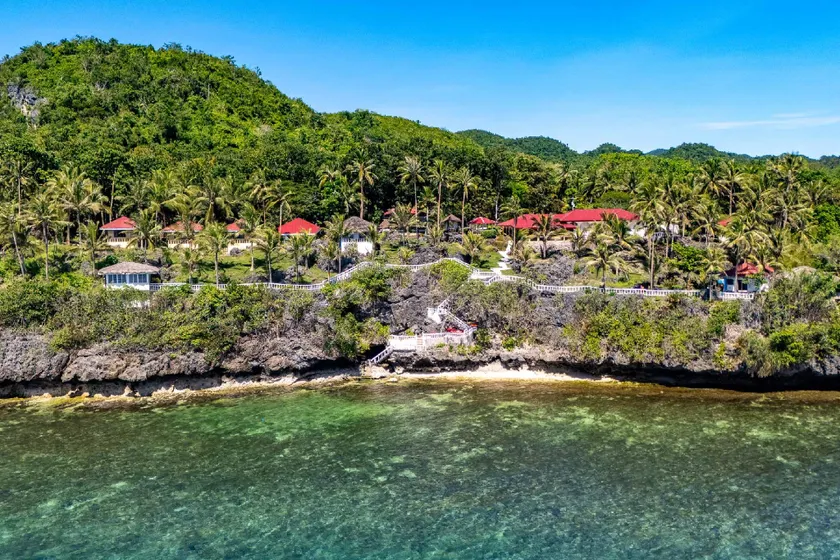 Blue Star Dive and Resort - Image 1