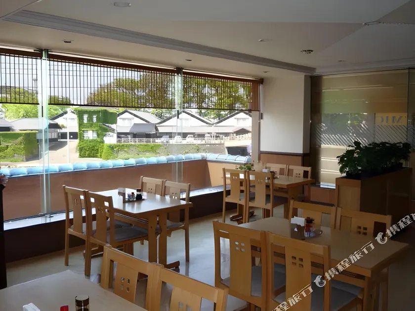 Sakata Green Hotel - Image 1