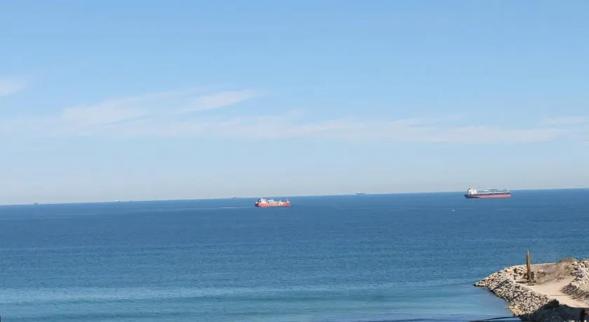 Brand New Studio with Sea View - Image 1