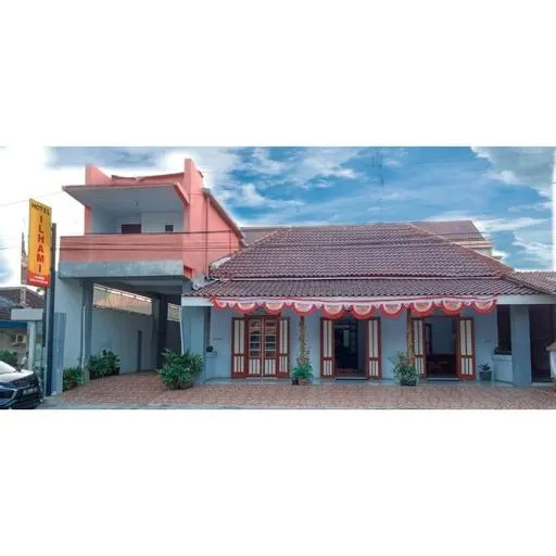 Hotel Ilhami Blitar - Image 1