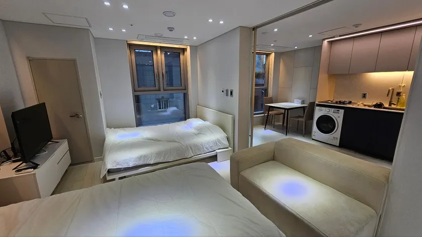 New 2023 Very neat  (1.5 Room) - Image 1
