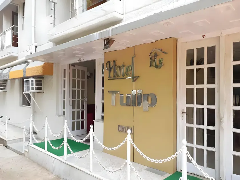 Hotel Tulip - Image 1