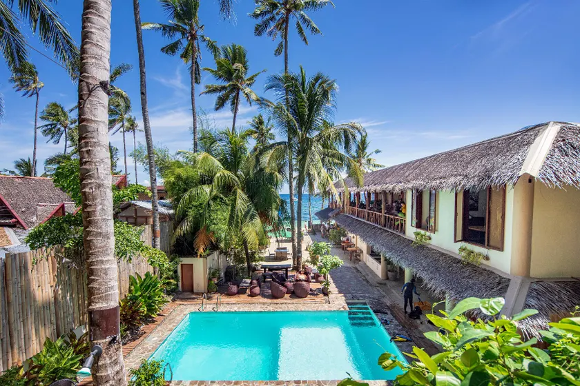 Oasis Resort - Image 1