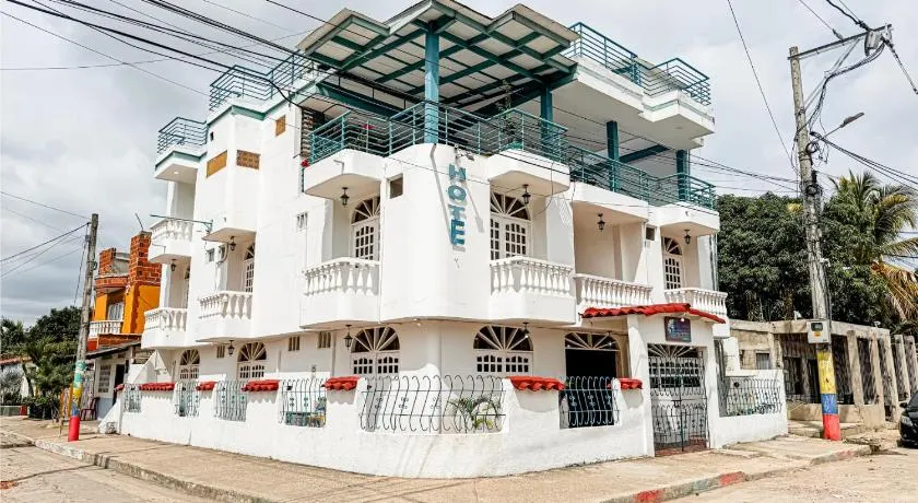 Hotel Santiago de Tolú - Image 1