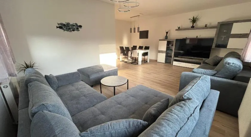 NP-Apartments Blasewitz - Image 1
